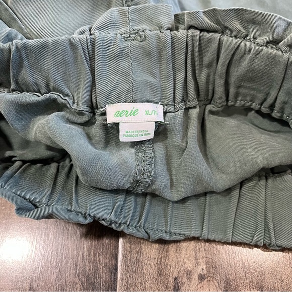 Aerie Women's Xl Paperbag shorts Green (missing belt) - Picture 7 of 8